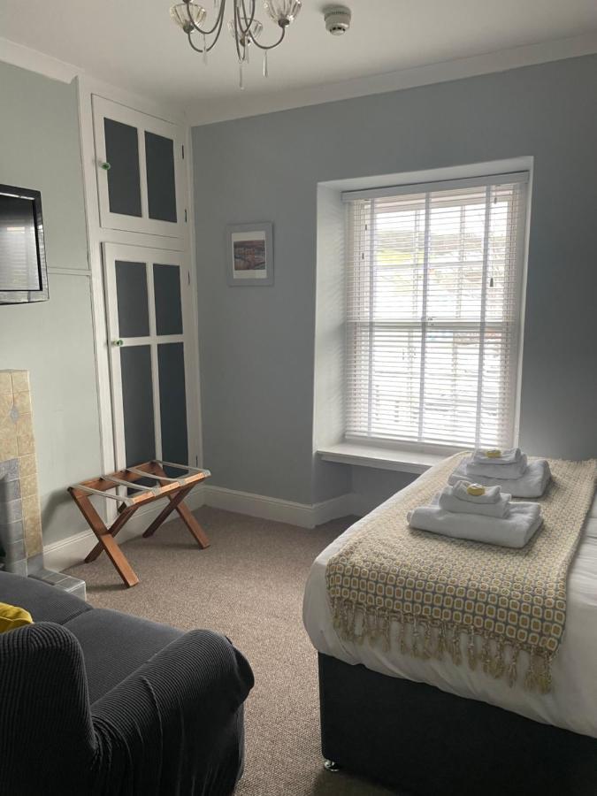 Arosfa Harbourside Guesthouse Aberaeron Exterior photo