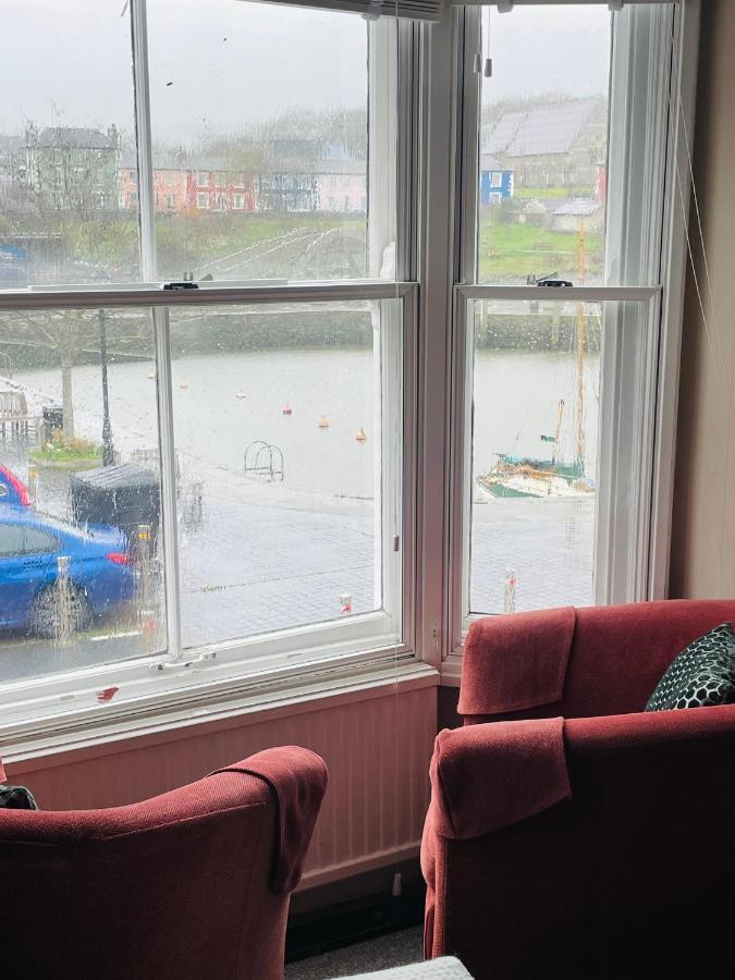 Arosfa Harbourside Guesthouse Aberaeron Exterior photo