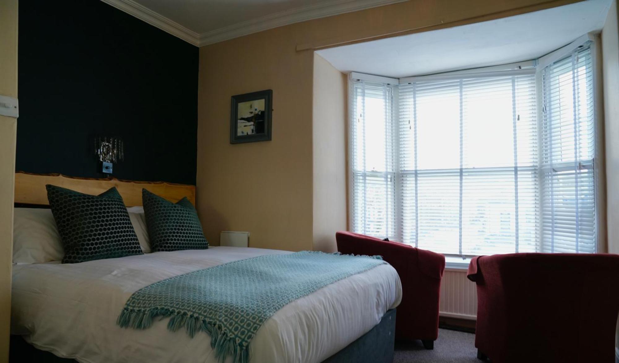 Arosfa Harbourside Guesthouse Aberaeron Exterior photo